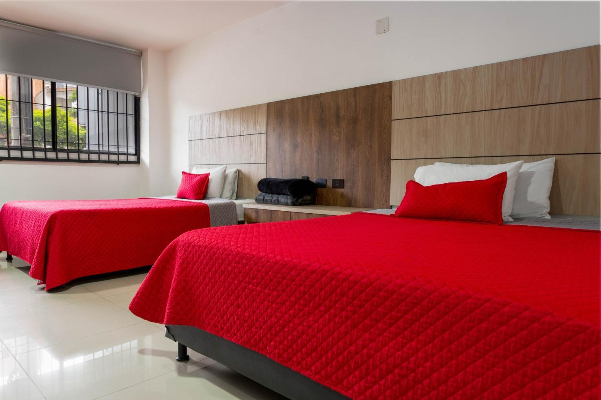 Hotel Ofix เมเดยิน ภายนอก รูปภาพ