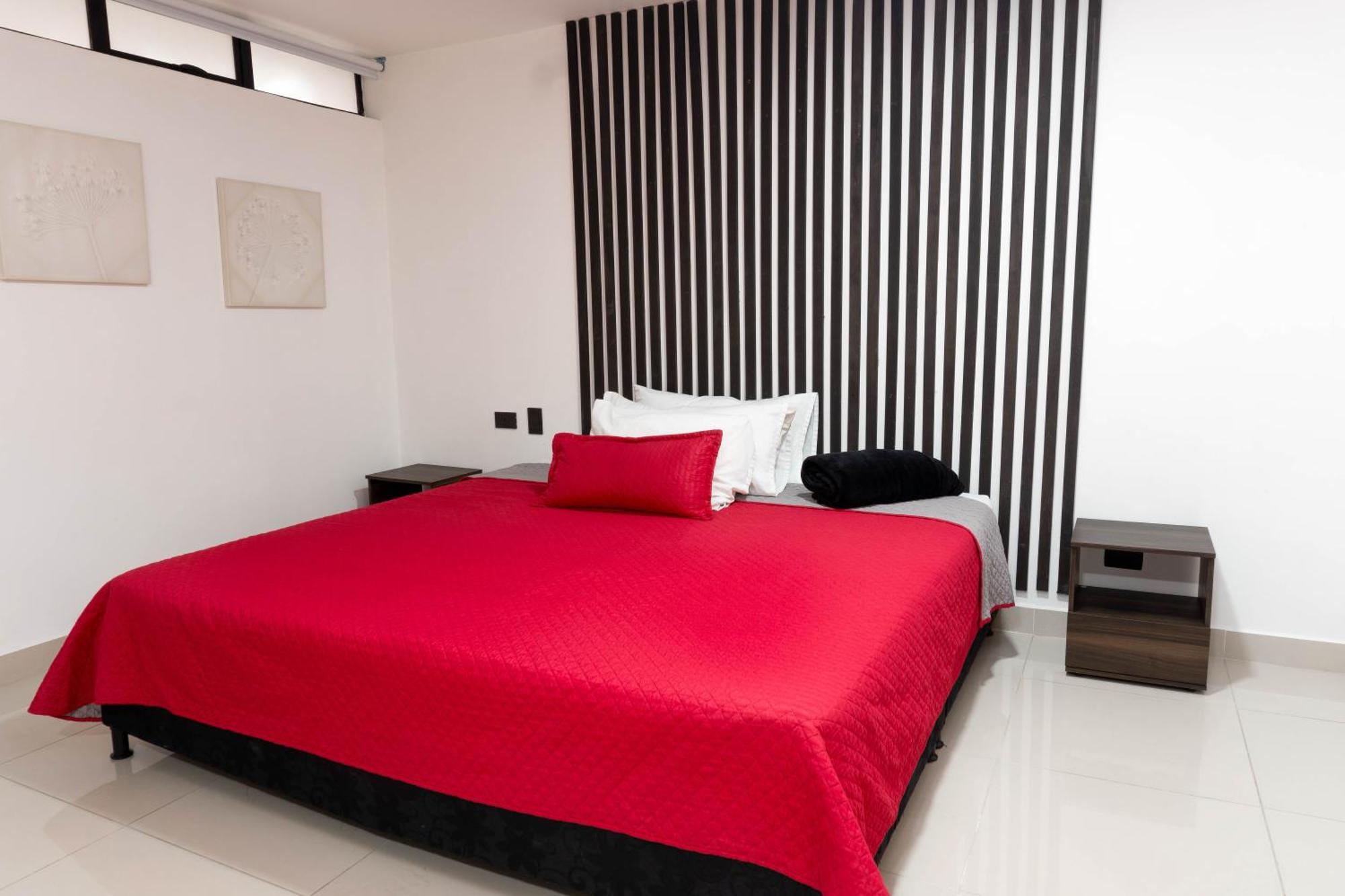 Hotel Ofix เมเดยิน ภายนอก รูปภาพ
